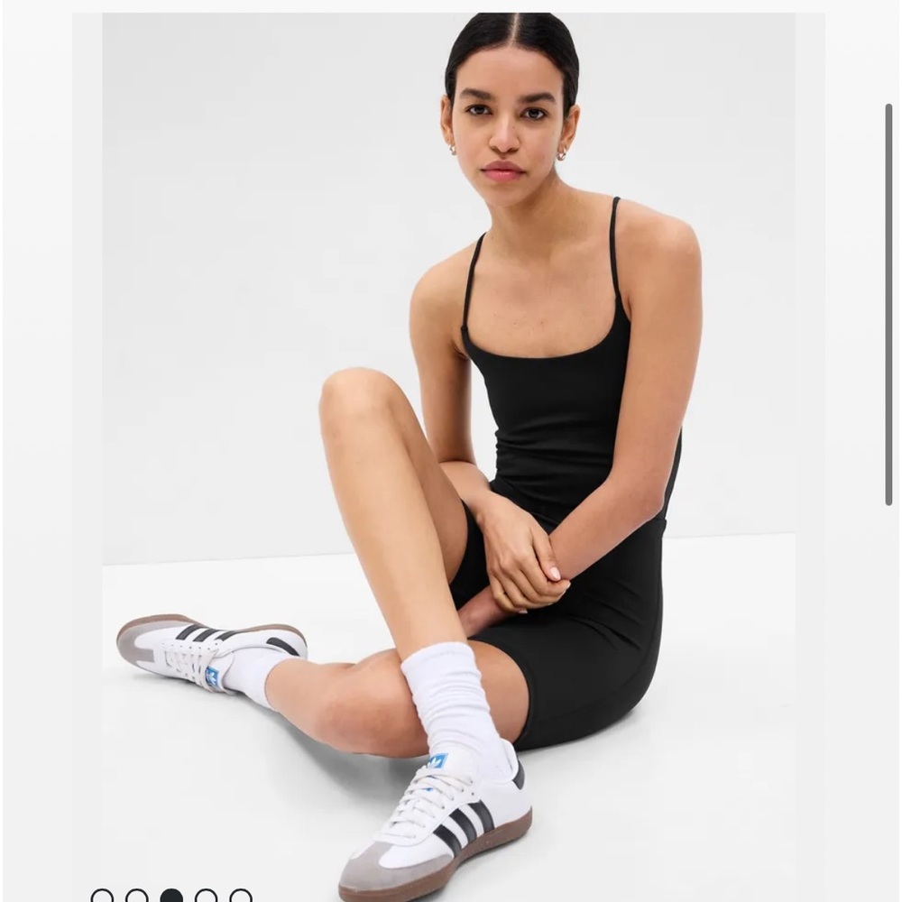 NWOT GAP FIT BLACK POWER BIKE SHORT ROMPER SZ MEDIUM $60